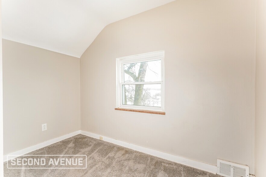 Building Photo - 5716 Brinley Dr