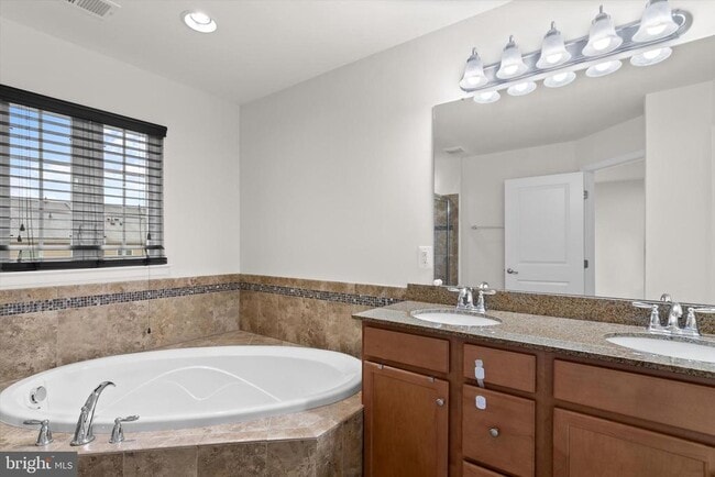 Building Photo - 25771 Double Bridle Terrace