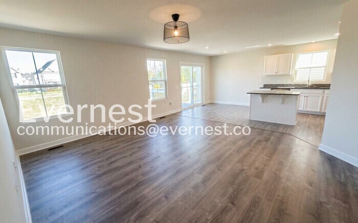 Building Photo - 18393 Signature Wy