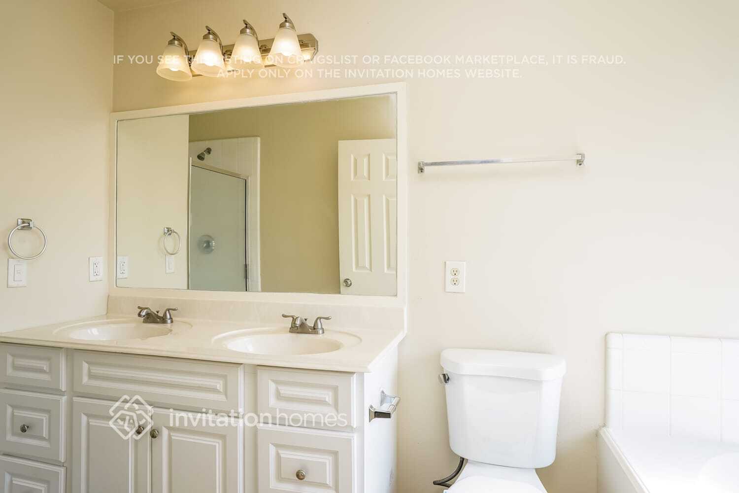 Building Photo - 8583 Chaletford Dr