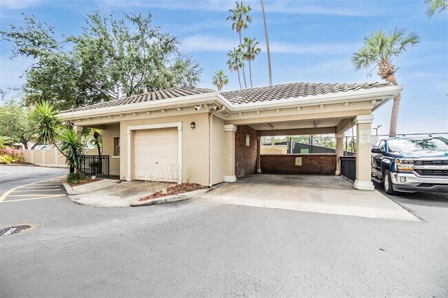 Building Photo - 501 Knights Run Ave