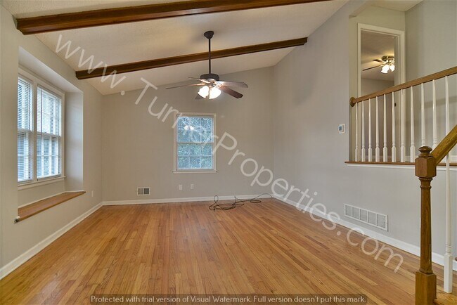 Building Photo - 4000 Williamsburg Dr, Columbia, SC 29203