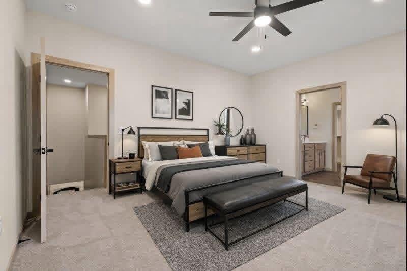 Building Photo - 2324 Sweetgrass Dr