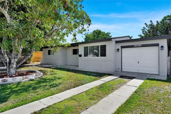 Building Photo - 30100 SW 168th Ct