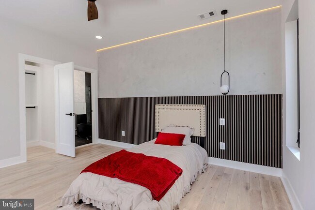 Building Photo - 3500 7th St N