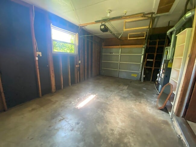Building Photo - 5440 W Orchard Dr