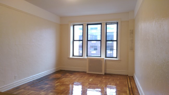 Floorplan - 2116 DITMAS AVE