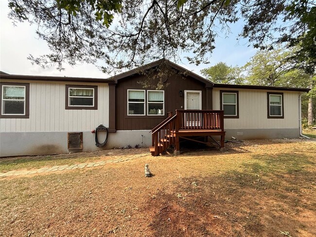 Building Photo - 200 Texas Oak Dr
