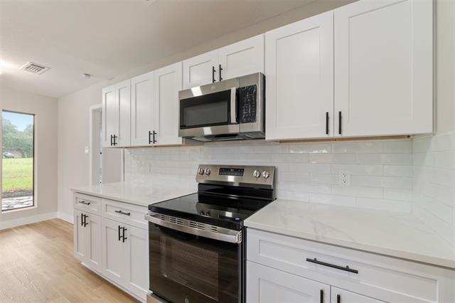 Building Photo - 809 Havenwood Ln S