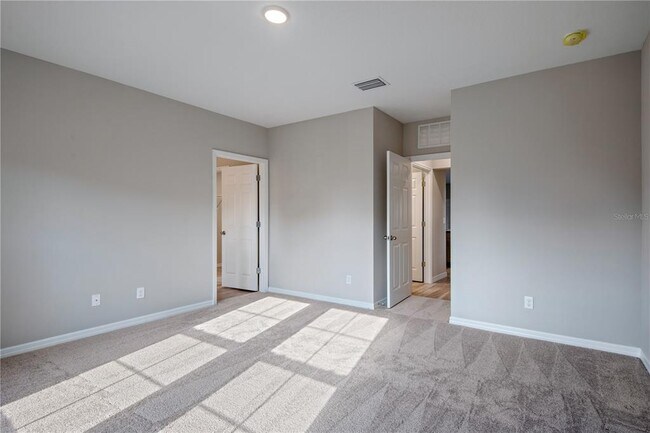 Building Photo - 13300 Wildgrass Trl
