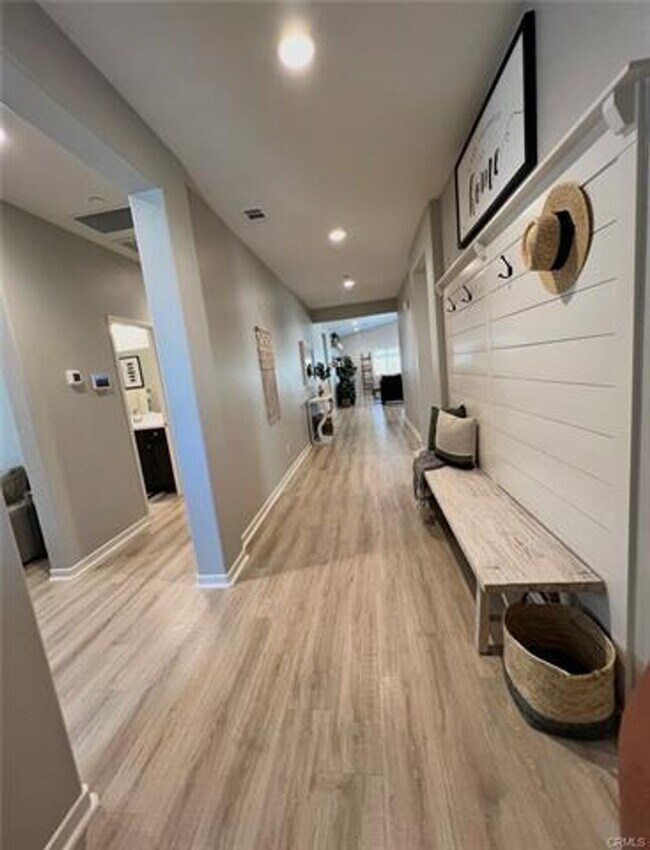 Building Photo - Spencers’s Crossing Home