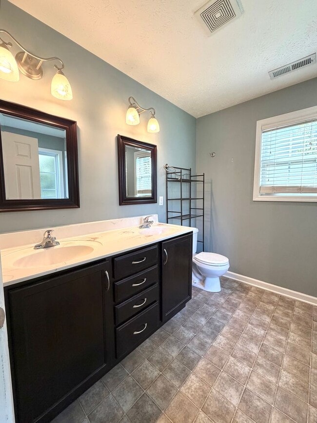 Building Photo - 1407 Scrub Oak Drive