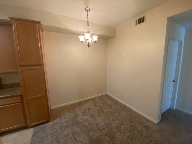 Building Photo - Sonata @ Canyon Crest