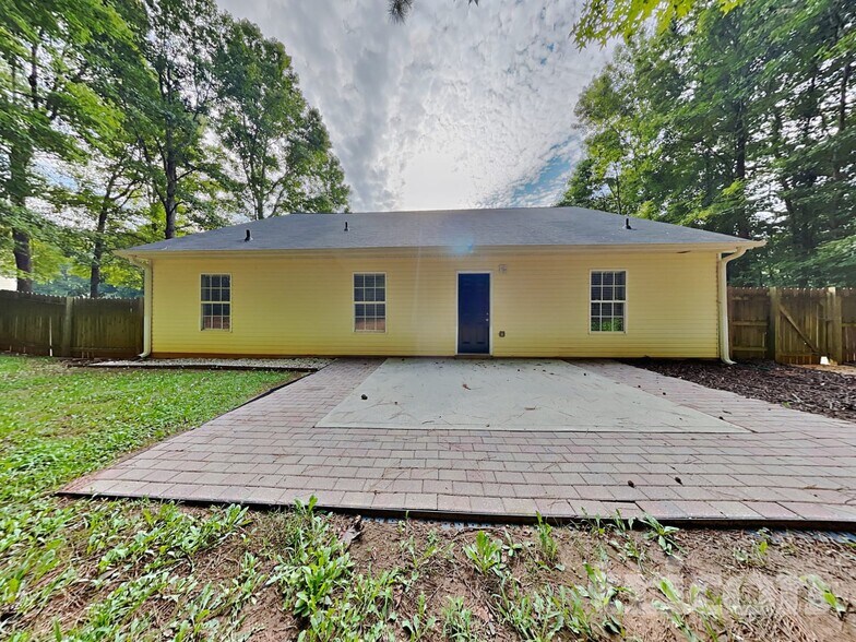 Building Photo - 39 Lofty Pine Ln
