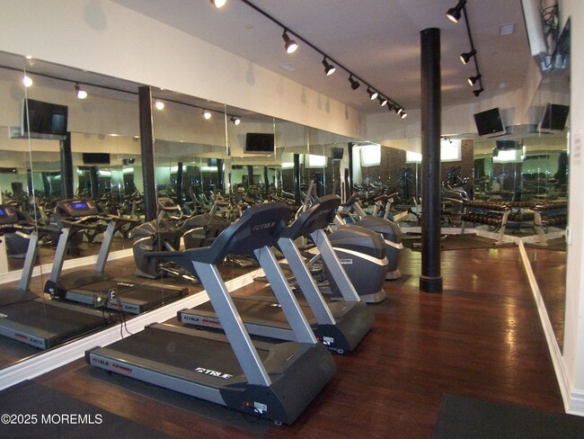 Building Photo - 300 Emory St