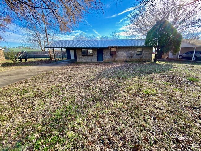 Building Photo - 1006 Tarby Rd