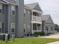 Building Photo - Move in Special!