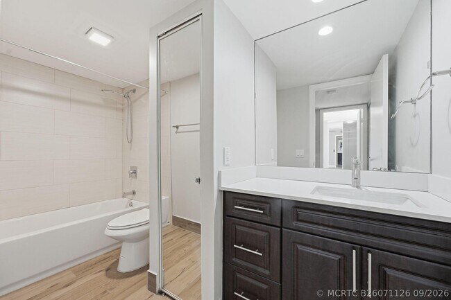 Building Photo - 236 Charter Way