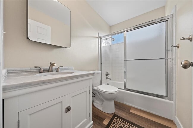 Building Photo - 2436 S Elizabeth St