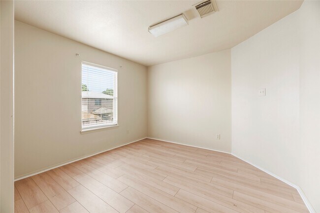 Building Photo - 19526 Cliffsage Ct