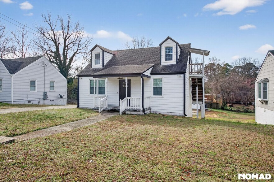 Building Photo - 217 Pecan Rd