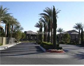 Building Photo - 1 bedroom Southwest Tuscano condo - 1st fl...