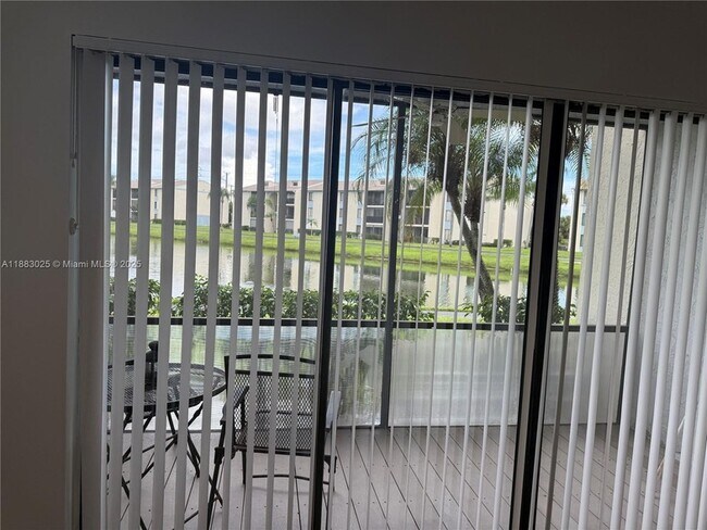 Building Photo - 1101 Green Pine Blvd