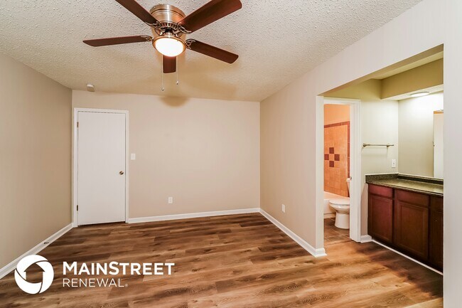 Building Photo - 2505 Galloway Dr