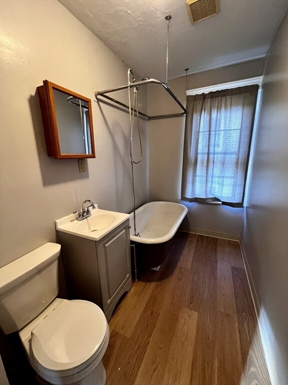 Building Photo - 13 Louise St