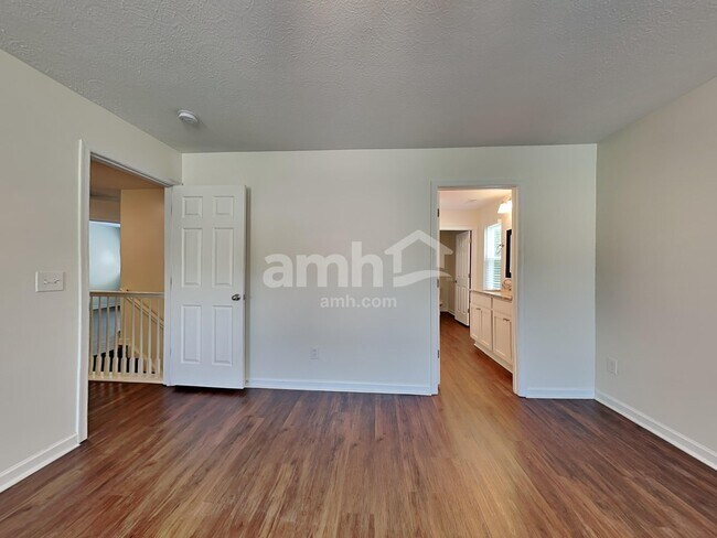 Building Photo - 1668 Comanche Run