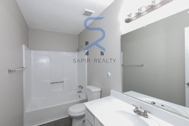 Building Photo - Move in before Janury 15th and get $100 OFF your rent for the first 3 months — PLUS a $250 Amazon...