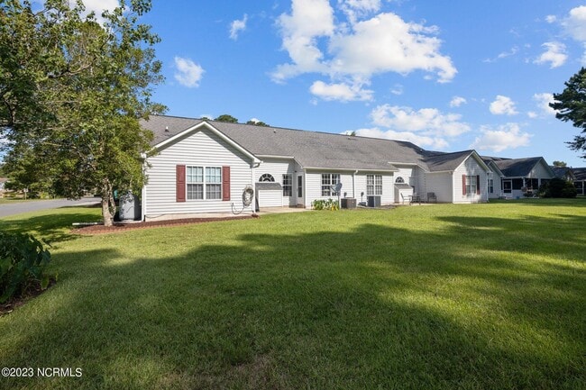 Building Photo - 102 Tiger Woods Pl