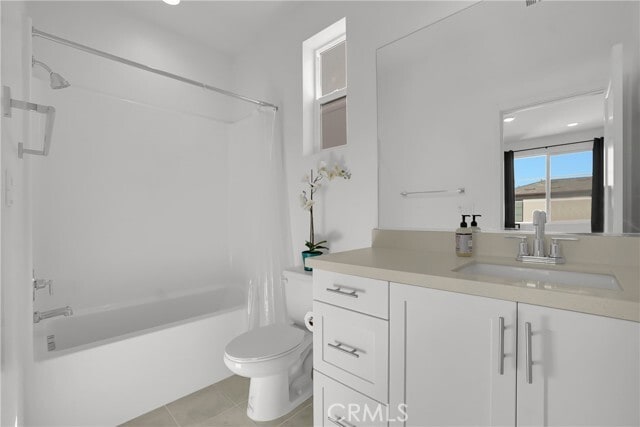 Building Photo - 140 Allusion