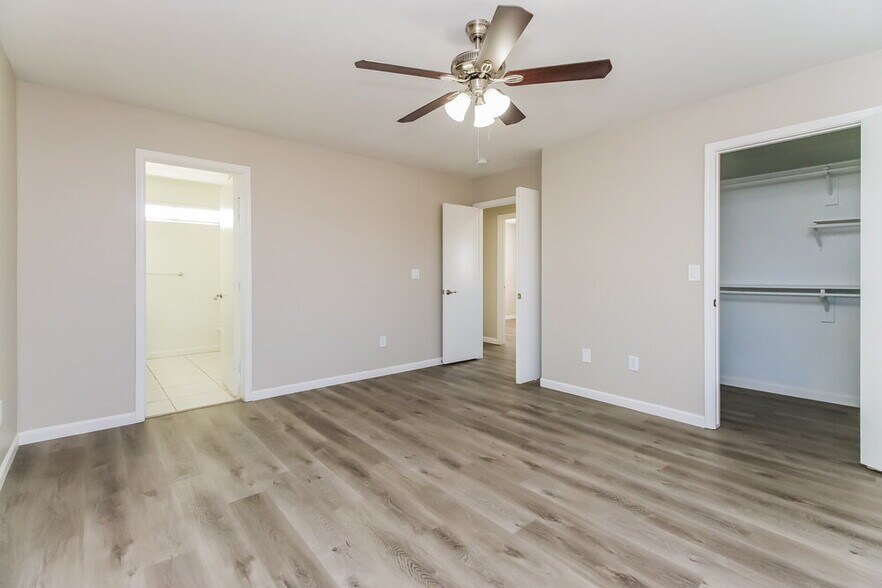 Building Photo - 842 S Ithica St