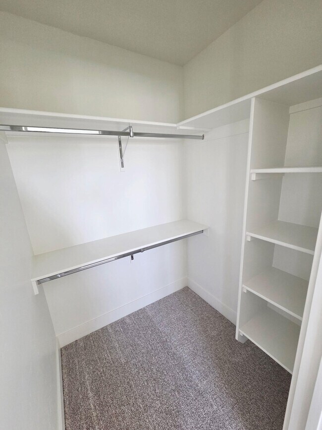 Building Photo - 4621 Highgarden Wy