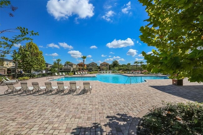 Pool - 4635 Chatterton Way