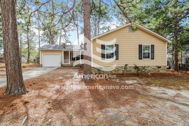 Building Photo - 216 Pond Ridge Rd E