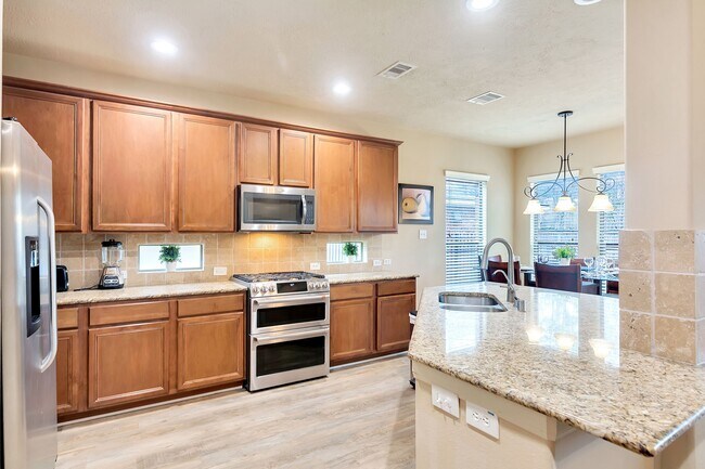 Building Photo - 10 W Lasting Spring Cir