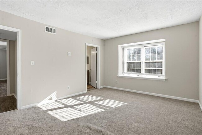 Building Photo - 151 Elysian Way NW