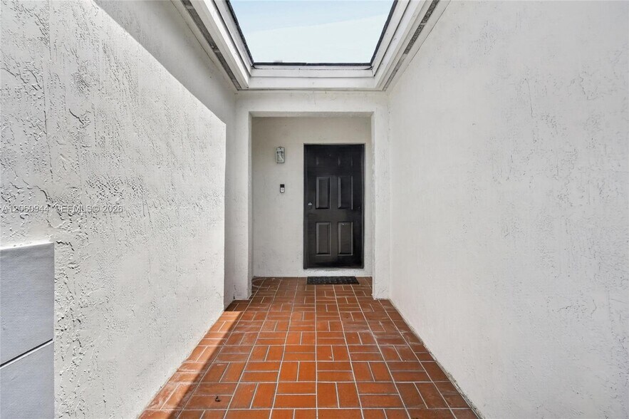 Building Photo - 15772 SW 74th Ln