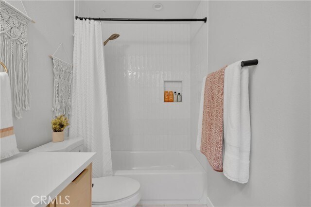 Building Photo - 6679 Linda Vista Rd