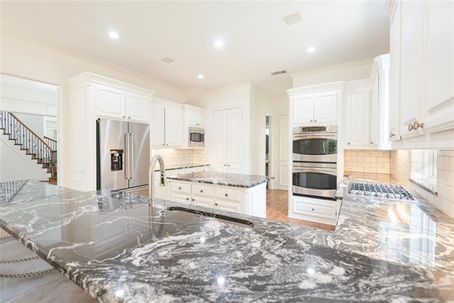 Building Photo - 405 Martel Ln