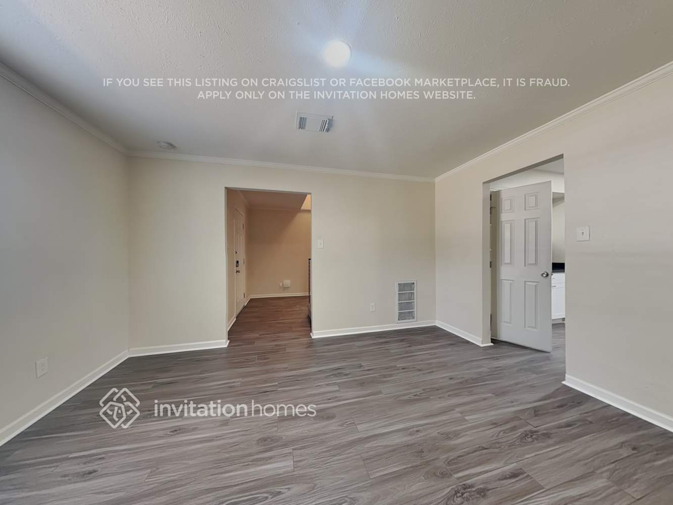 Building Photo - 11639 Idlebrook Dr