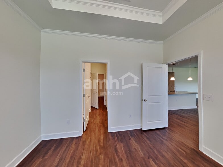 Building Photo - 33855 Thyme Dr