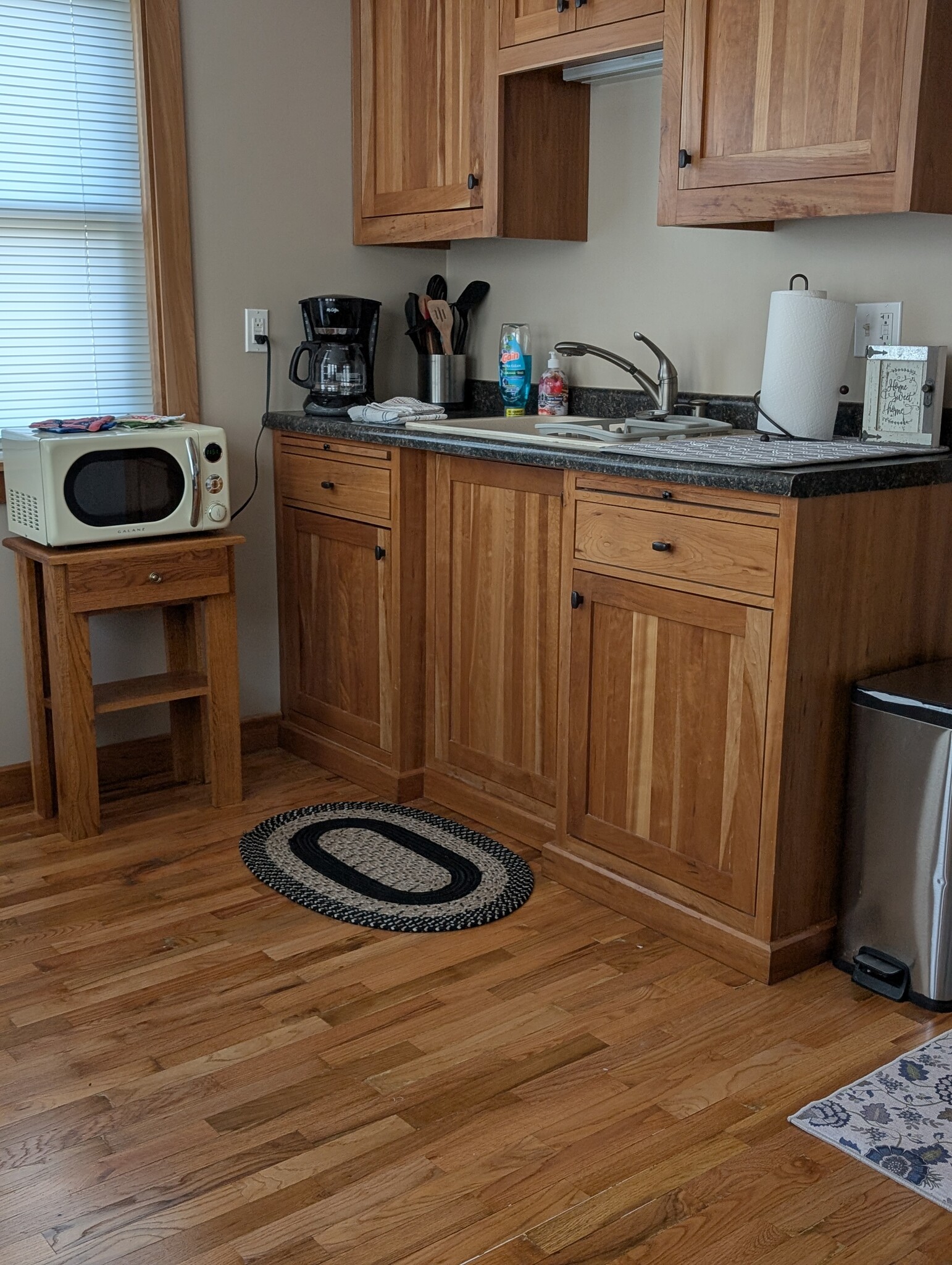 Kitchen (4 of 4) - 2203 Denton St