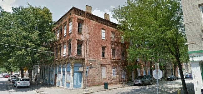 Building Photo - 1500 Elm St