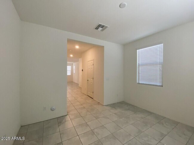 Building Photo - 6843 E Peralta Cir