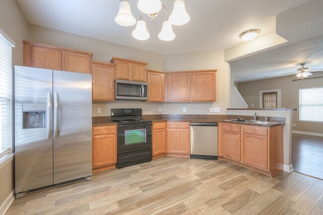 Building Photo - 5441 Perlou Ln