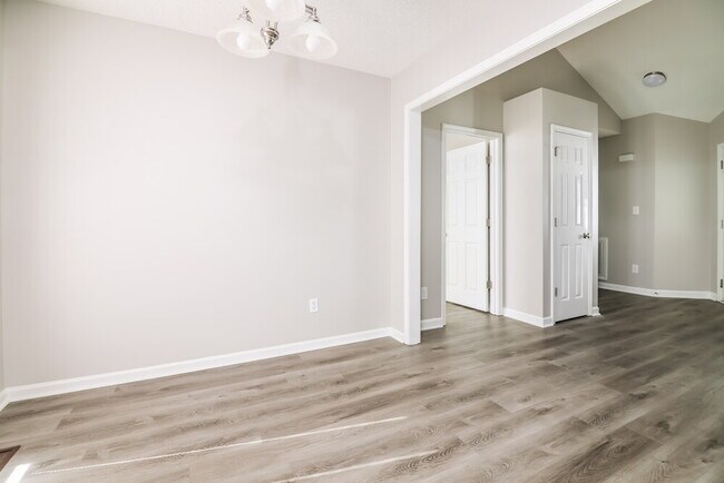 Building Photo - 4304 Candle Ct