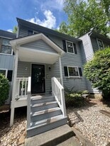 Building Photo - 2 Willow Bridge Dr